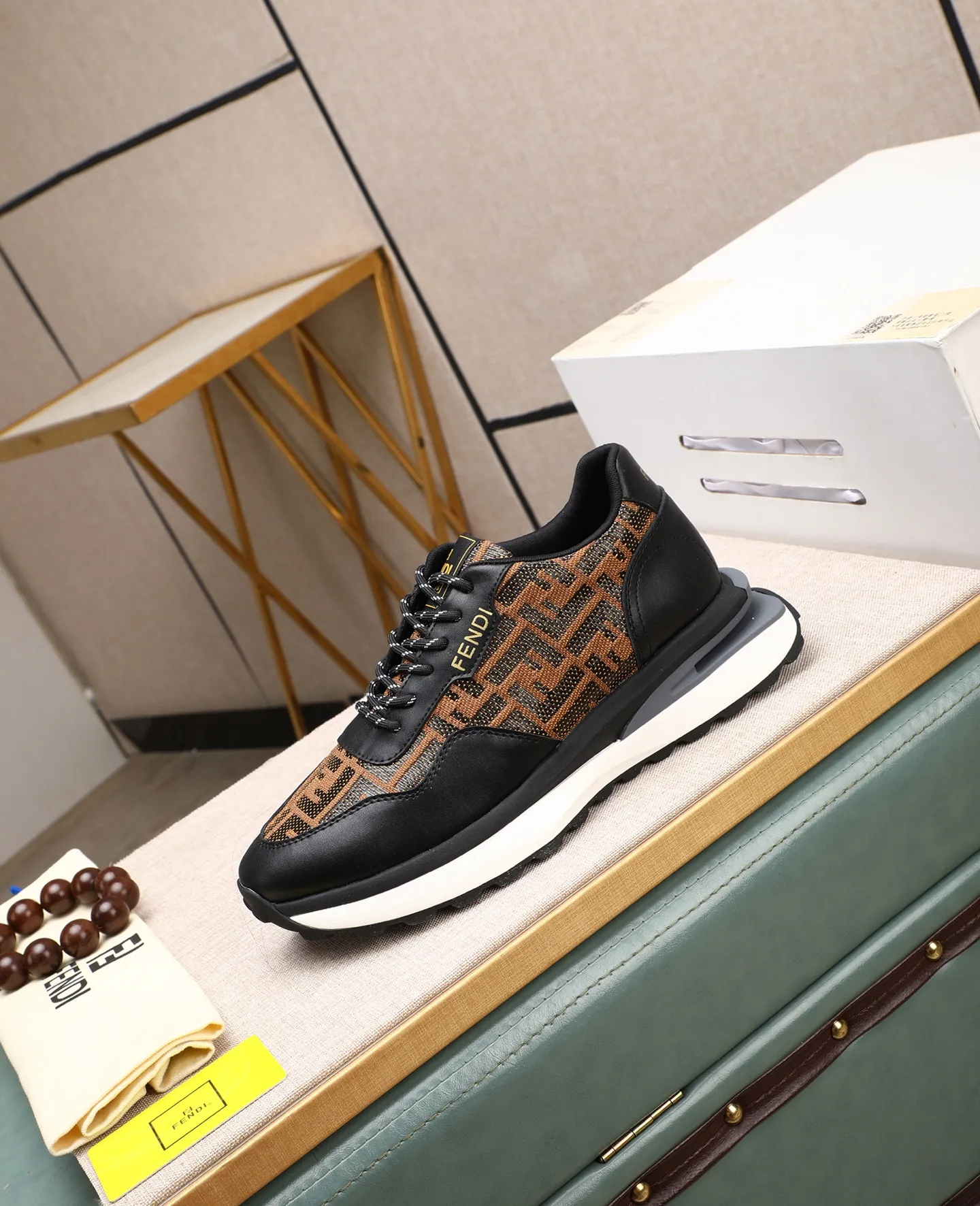 Men's shoes 💰460🕷🕷[FENDI] Fendi fashionable casual men's shoes 🇨🇳Original official website 1:1 model opening, new models are available first 💯Not high-profile but avant-garde, simple About low-key and fashionable, super versatile style 🌿 Made of original cowhide ➕ Pigskin lining 🎋 The version is comfortable on the feet, so rigorous for any small place, and the workmanship is first-class 🍍38-44 Large quantities in stock